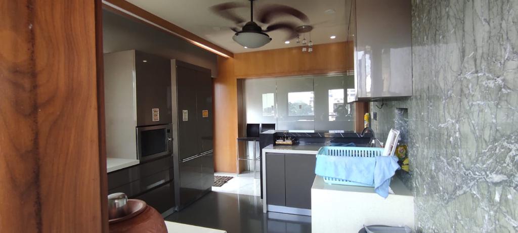 3 BHK Flat for Sale in Bandra West - Libra Tower
